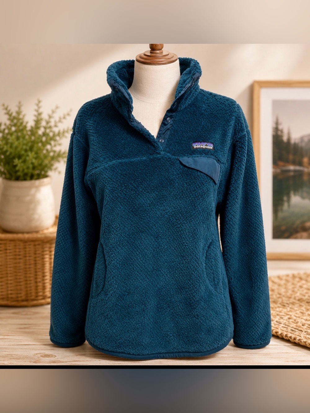 Patagonia Small blue sweater